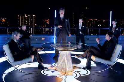 （C）迫稔雄/集英社（C）2022映画「嘘喰い」製作委員会