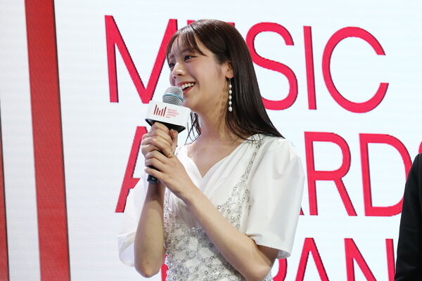 貴島明日香