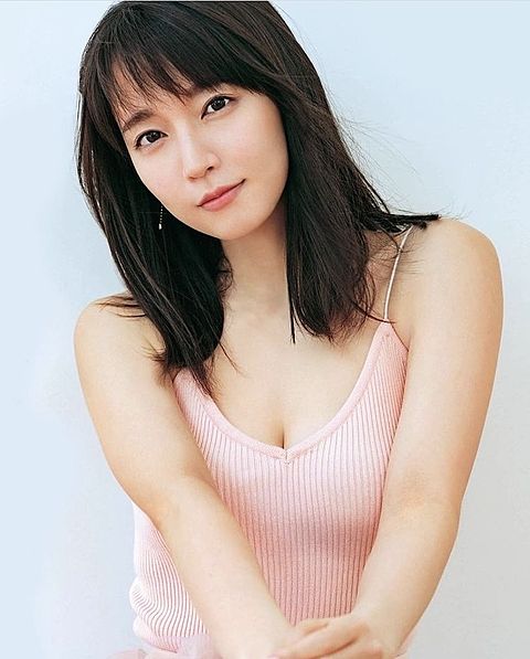 吉岡里帆、アイナ・ジ・エンドとの尊いツーショット「国宝級に艶やか」