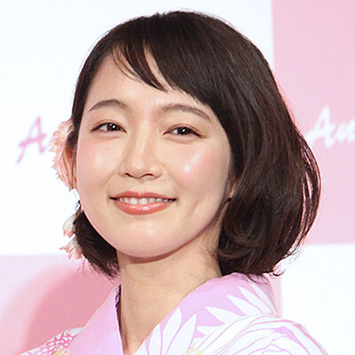 吉岡里帆