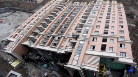 2013_China_Building_Collapse_Shanghai