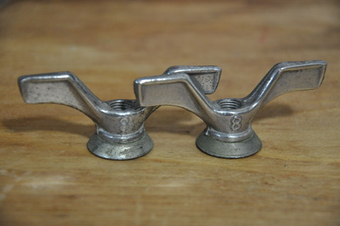 1950s Simplex (France) Front wing nut-02