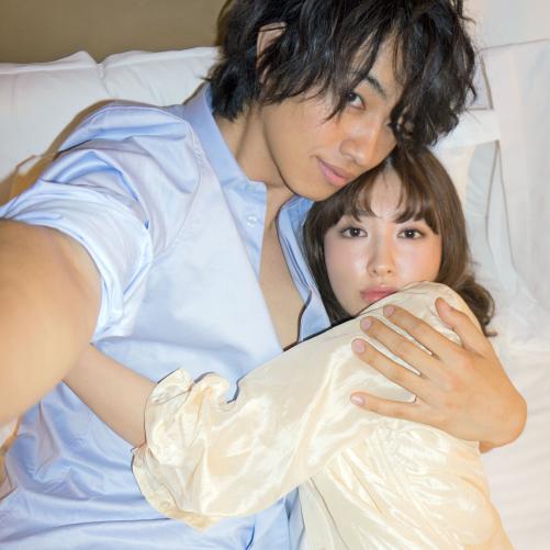 衝撃 akb48小嶋陽菜 27 の熱愛発覚か 過激ベッド写真流出し 各地でオタが続々爆発中 真相 いいね いらね 衝撃 akb48小嶋陽菜 27 の熱愛発覚か 過激ベッド写真流出し 各地でオタが続々爆発中 真相 いいね いらね