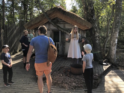 2019-08-25_14-28-52_481