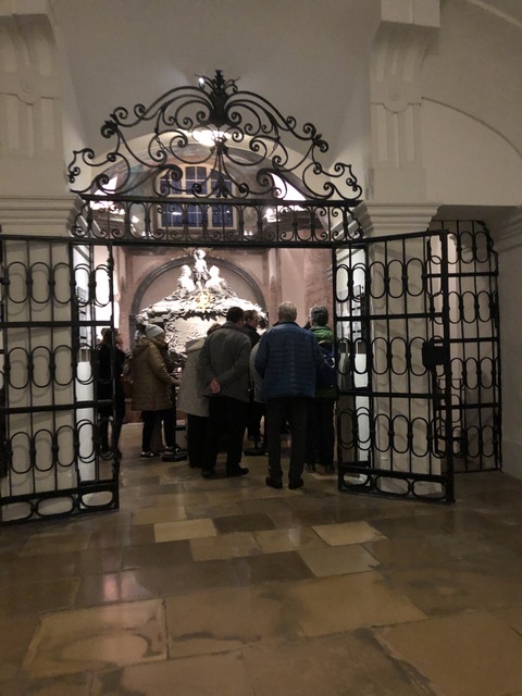 2019-11-30_00-33-23_121