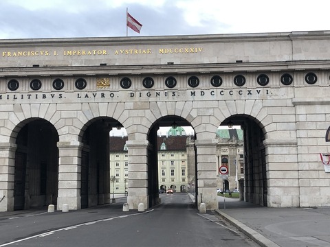 2019-11-29_15-42-28_112