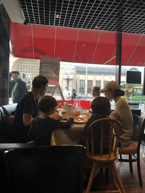 2019-08-25_19-05-45_401