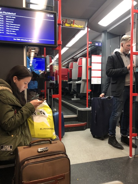 2019-11-28_03-45-02_399