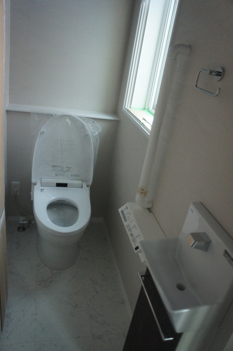 トイレ I Smart Looking House 一条工務店で個性派住宅
