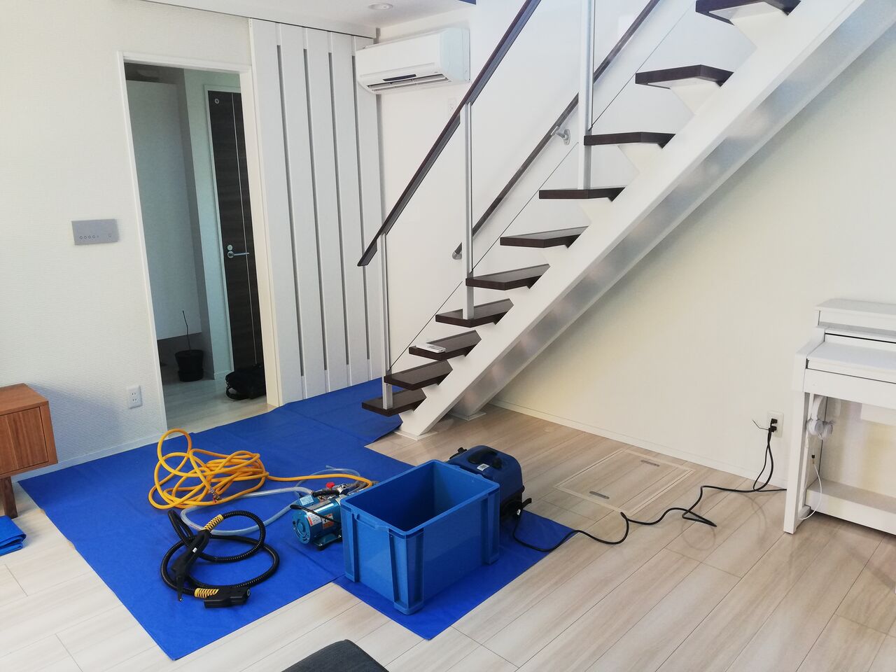 閲覧注意 レイエアコンが大変なことに おそうじ本舗でエアコンカビクリーニング I Smart Looking House 一条工務店で個性派住宅