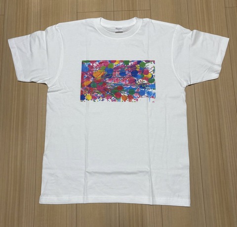 RinさんデザインのTシャツ