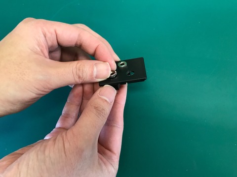 フタにボックスジャックを取り付ける