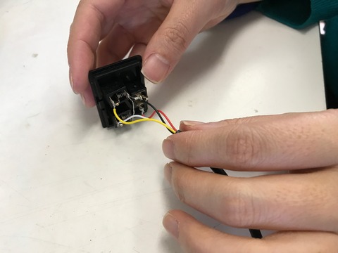 ハンダ付けが終わった状態