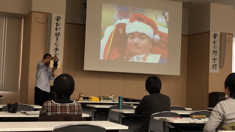 181202講演の様子02Kai