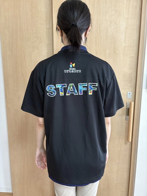 完成したロゴTシャツ