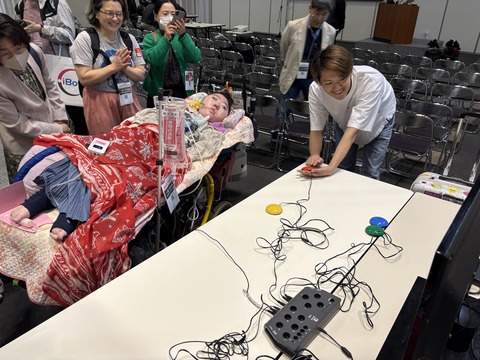 UDe-スポーツを体験するSUさんと学生