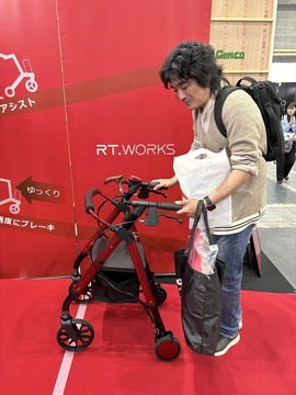 電動アシスト歩行器