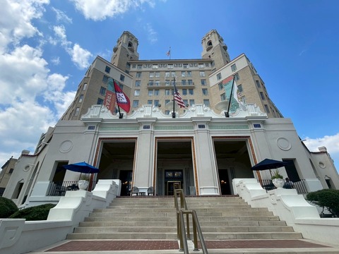 LINE_ALBUM_Hot Springs_250810_9