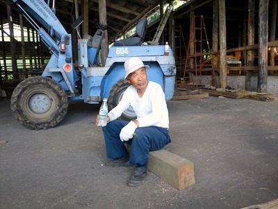 ffb9a59b.jpg