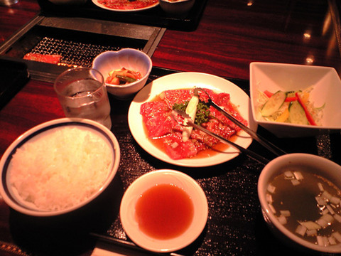 お肉はおいしい☆