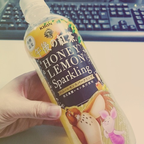 午後の紅茶 ハニーレモン スパークリング