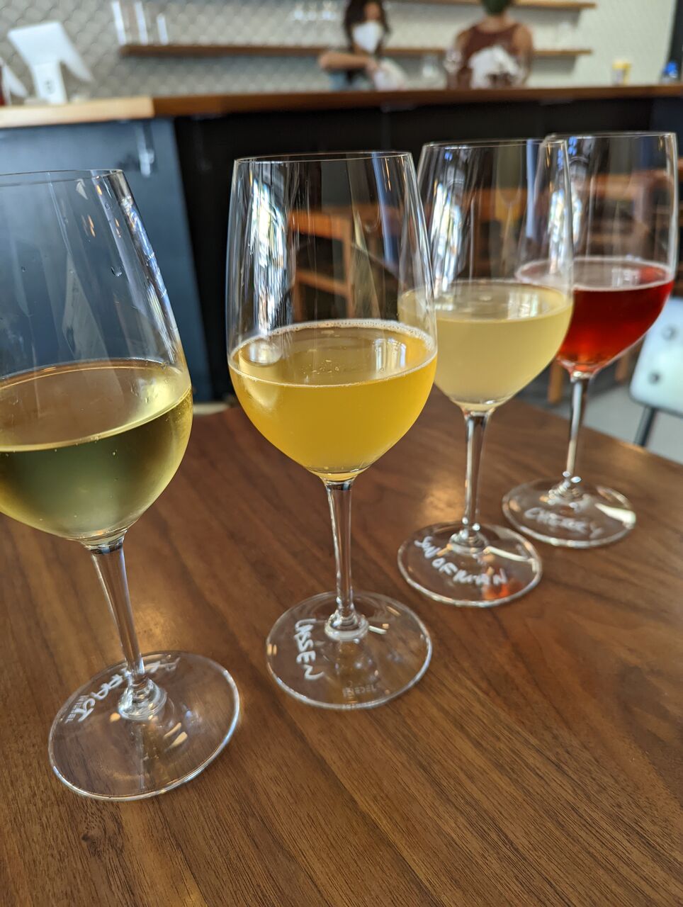 Rockridgeのお洒落なサイダー専門店 Redfield Cider Bar & いつでもビールは旨い