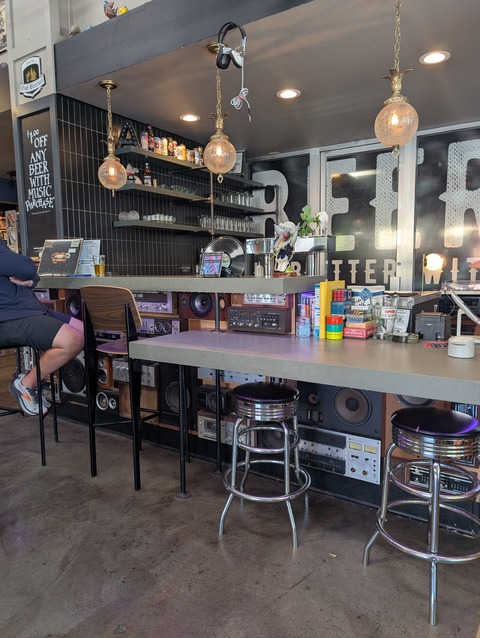 PXL_20250802_235043019