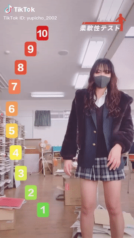 朗報 ミニスカjkの間でエッチな体操が流行する xxニュース 朗報 ミニスカjkの間でエッチな体操が流行する xxニュース