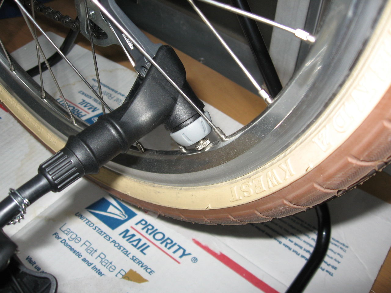 bruno 自転車 空気圧