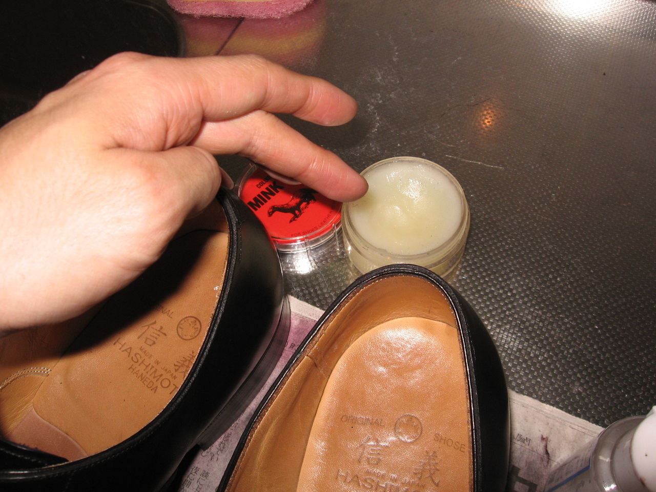 関信義 ヒールの内側のケア 靴夢道 良いもの永く 靴 鞄 時計 革製品など紳士洋品を中心としたエイジング記録