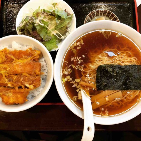 岡谷駅近郊でランチが食べられるお店を地元の人に聞く 来々軒 おいしいグルメ ランチを食べて幸せ 元気になろう