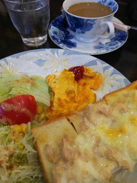 半休を取って、がん患者サロンへ。