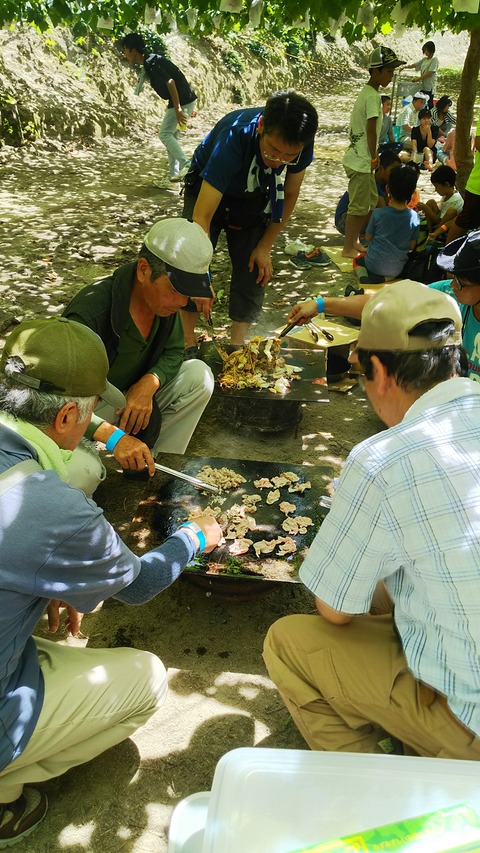 支部少年会デイキャンプ（ぶどう狩りとBBQ）