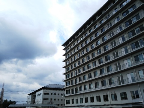 憩の家病院の患者総合支援センターに相談に行く。