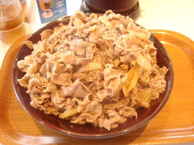 090812 すき家の牛丼キング＠山形市 : おとぅちゃんのおこづかい帳