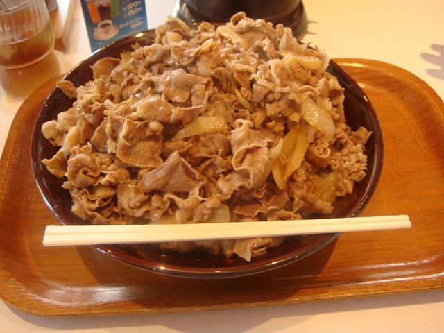 すき家の牛丼キング 山形市 おとぅちゃんのおこづかい帳