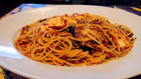 1DFCCF63-ABAC-4E5D-8945-231B104A8FD7