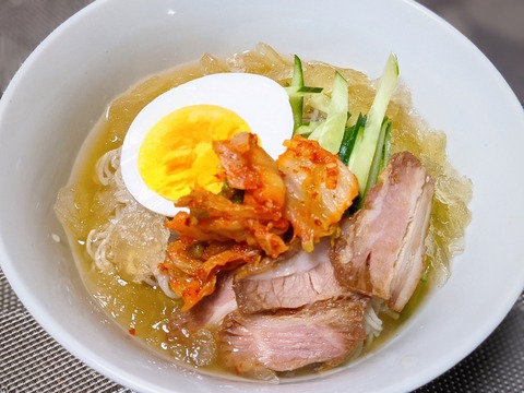 DEA9D824-7AE9-4712-ABF5-C04CCA20D595