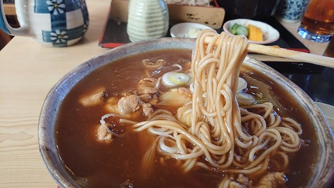 DA63CB86-0A91-49F2-870C-B601BC9695BD