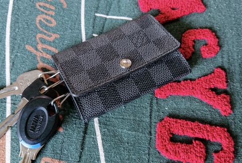 E60328D1-578D-4E61-AA31-9E4B7EFF8649