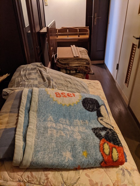 271062E4-C72F-4ECF-A623-FDDD0CA05B8F