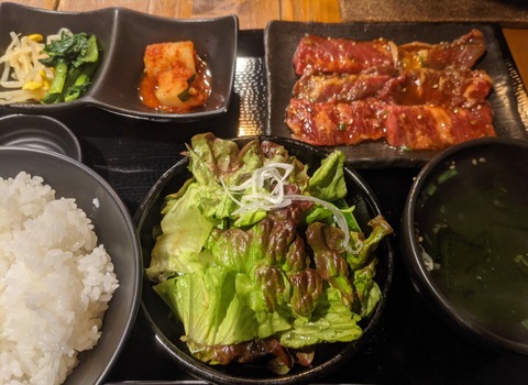 C4EEB9D5-BE1F-4E83-AB4D-D14A332F4C39