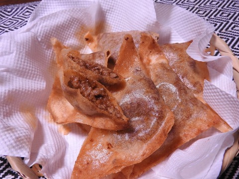 73F49BE6-DAAB-4C1C-8C74-074DA6943EE6