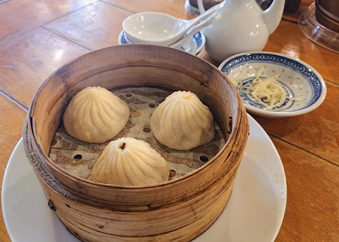 A25E8405-ED52-4A20-9969-BF3B28CC7FB2