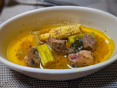 5FC64C59-5CB5-4592-9EF1-0616ED572205