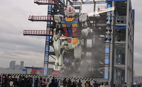 8CAEEE28-F41E-4AE6-8F3E-62CE22ECC204