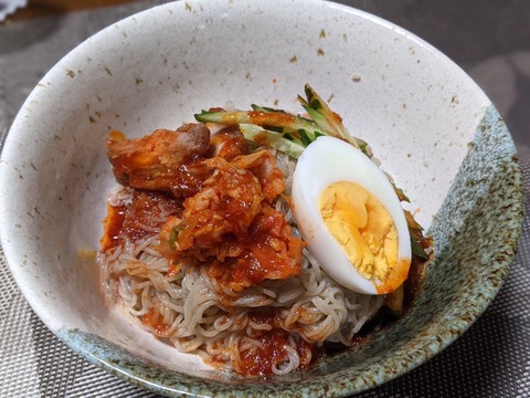 1E3CF1F2-1551-49EA-A3A3-5E68AF6A14A1