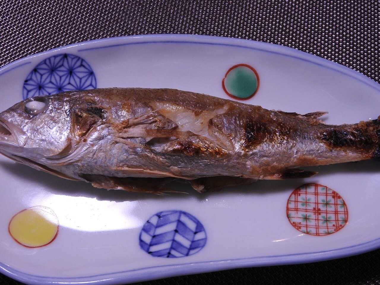 週末手抜きめし イシモチ塩焼きとホヤポン酢 一花のお気楽日記