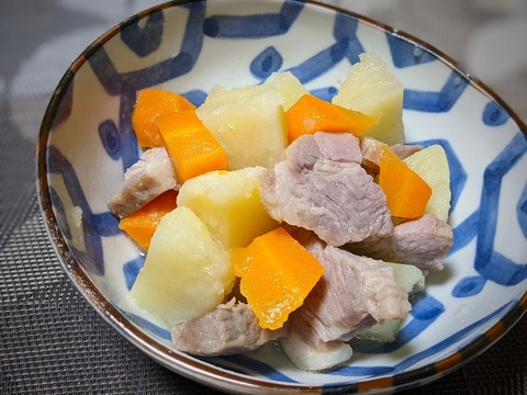 9BE476F6-D047-439C-B0A4-EB8815012B60