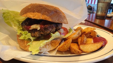 1231DFE9-26BB-4726-B47A-FD2129560104